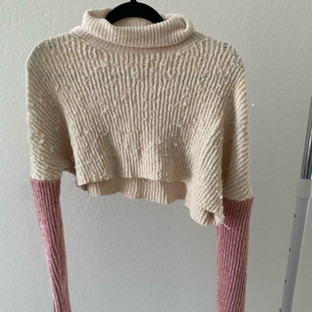 Missguided cropped sweater